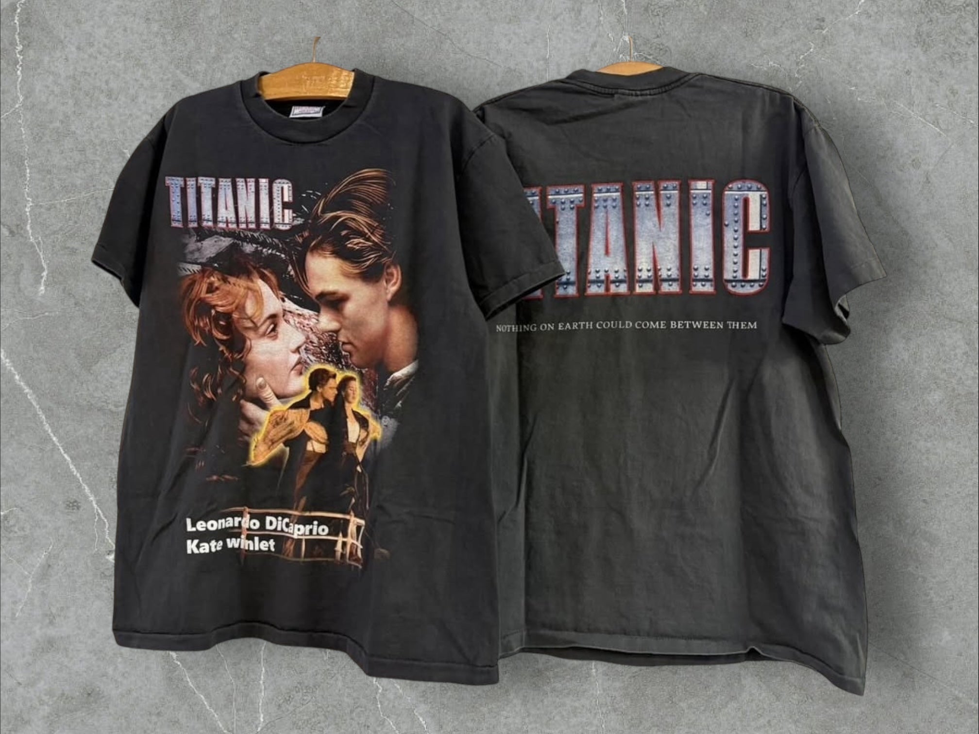 即発送可能枠　TITANIC