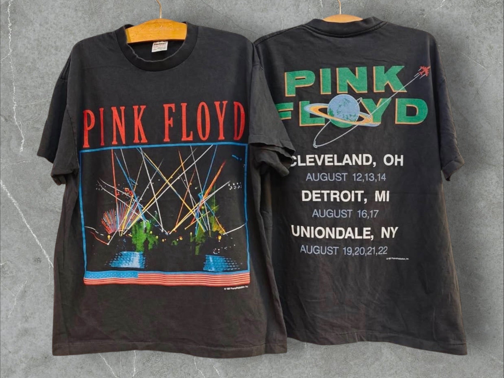 PINK FLOYD