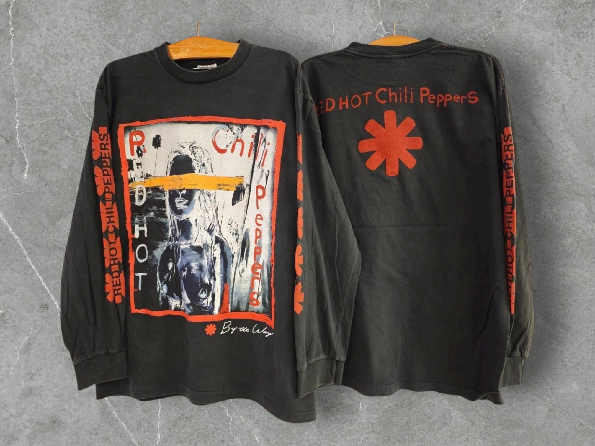 Red Hot Chili Peppers LS（受注商品11/30より順次発送）